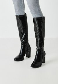 Tamaris Stivali alti - black patent