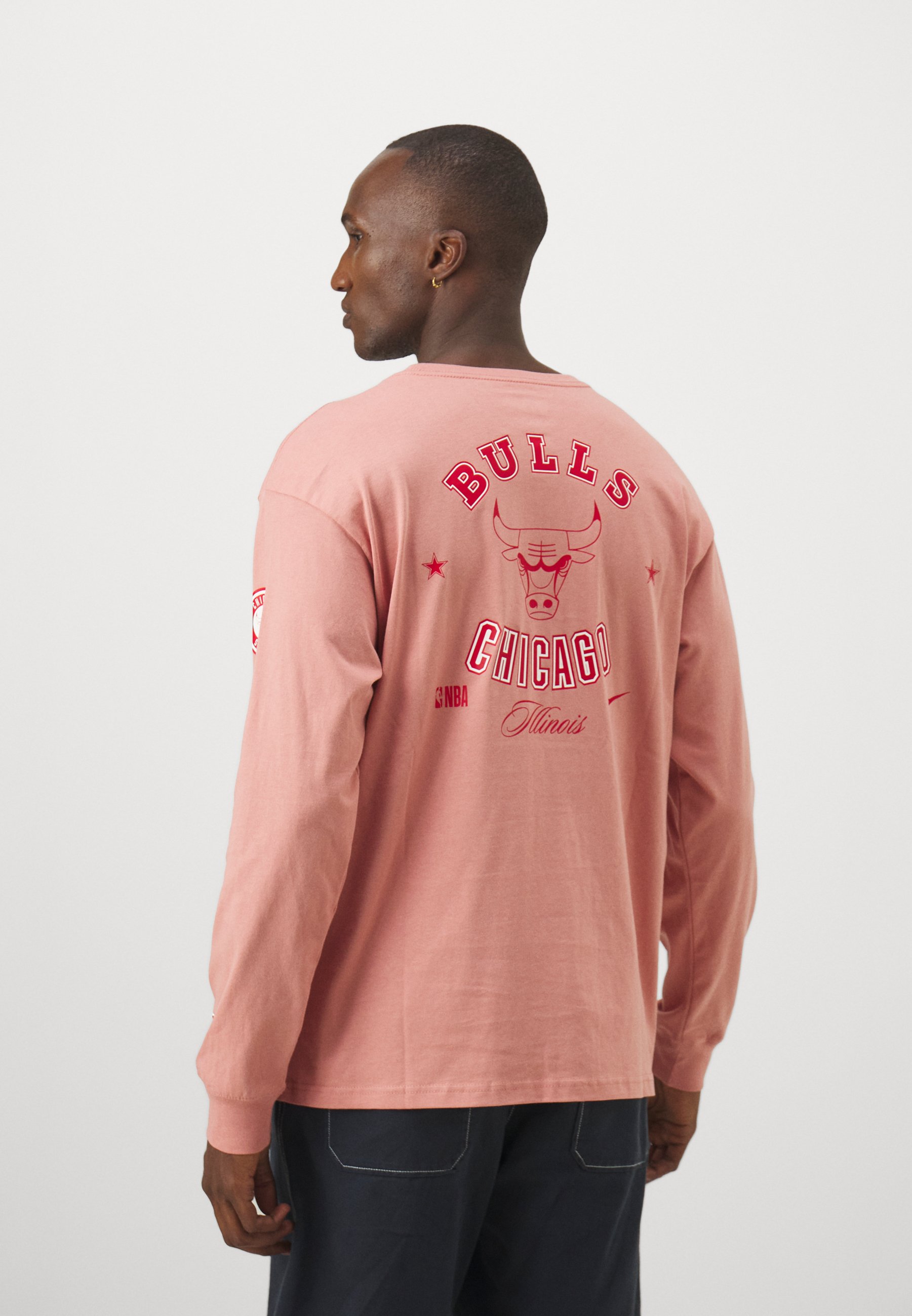 ★英国発/送関込*NIKE*新作*NBA/Chicago Bulls長袖Tシャツ/RB★ Chicago Bulls Nike Practice Circle Red Long Sleeve T-Shirt
