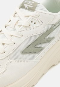 HI-TEC HTS74 SHADOW UNISEX  - Joggesko - gardenia/alfala