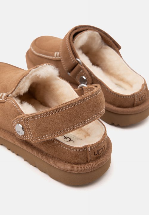 UGG Sandalias GOLDENSTAR EVELINA CLOG Cuero — foto 6