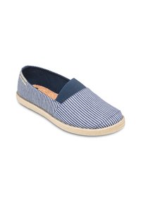 Pruhované slip-on topánky s pláteným zvrškom v námorníckej a bielej farbe, elastickým textilným pásom a tkanou jútovou podrážkou. Klenutý dizajn špičky.