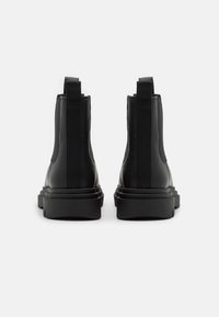 Armani Exchange HALF BOOT - Støvletter - black