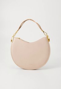 Svijetloružičasta kožna torbica sa zaobljenim oblikom polumjeseca. Sadrži zlatnu metaliku i čvrstu naramenicu. Zatvaranje na patentni zatvarač na vrhu.