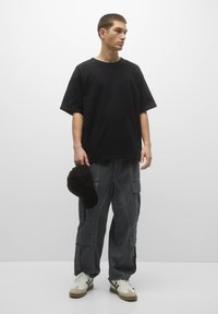 PULL&BEAR - HEAVY WEIGHT - T-shirt - bas - mottled black - 2