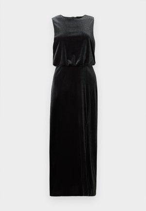 Mustapukuinen hihaton maksimekko, joka on valmistettu pehmeästä, teksturoidusta kankaasta. Mekossa on kokoontaitettu vyötärö ja suora siluetti, pyöreä kaula-aukko sekä sivussa halkio.