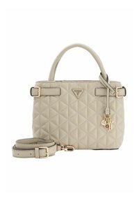 Sac à main matelassé beige avec deux poignées supérieures, bandoulière réglable et accents dorés. Comprend le logo de la marque et un porte-clés décoratif.