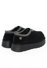 Gooce WAEL - Zapatos sin cordones - black