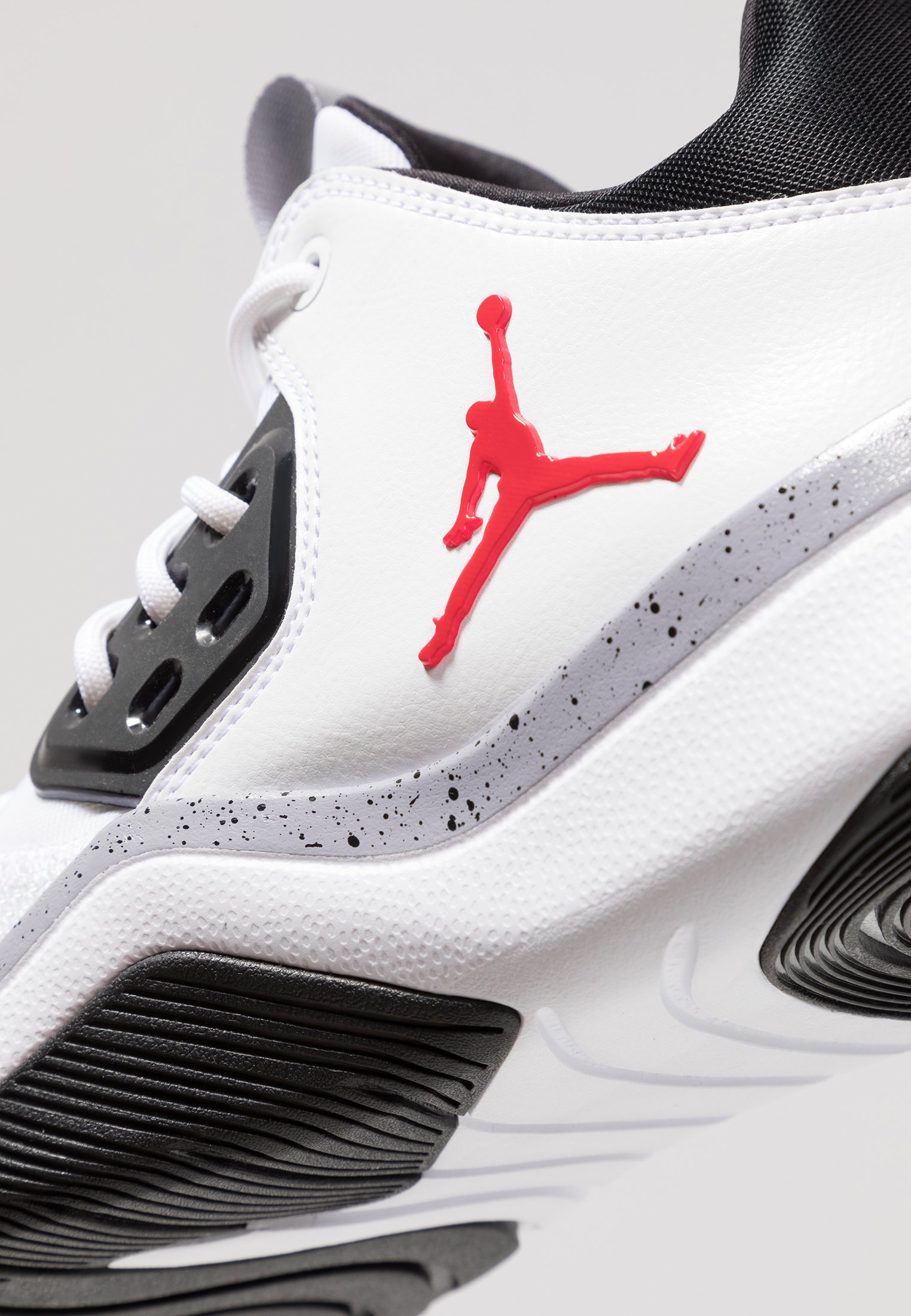 jordan dna blanche