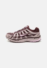 Nike Sportswear - P-6000 - Sneaker low - pegasus Thumbnail-Bild 1