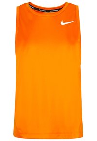 Débardeur de course Nike en orange vif, doté d'un col rond, d'une coupe sans manches et d'un logo blanc sur la poitrine. Texture de tissu lisse.