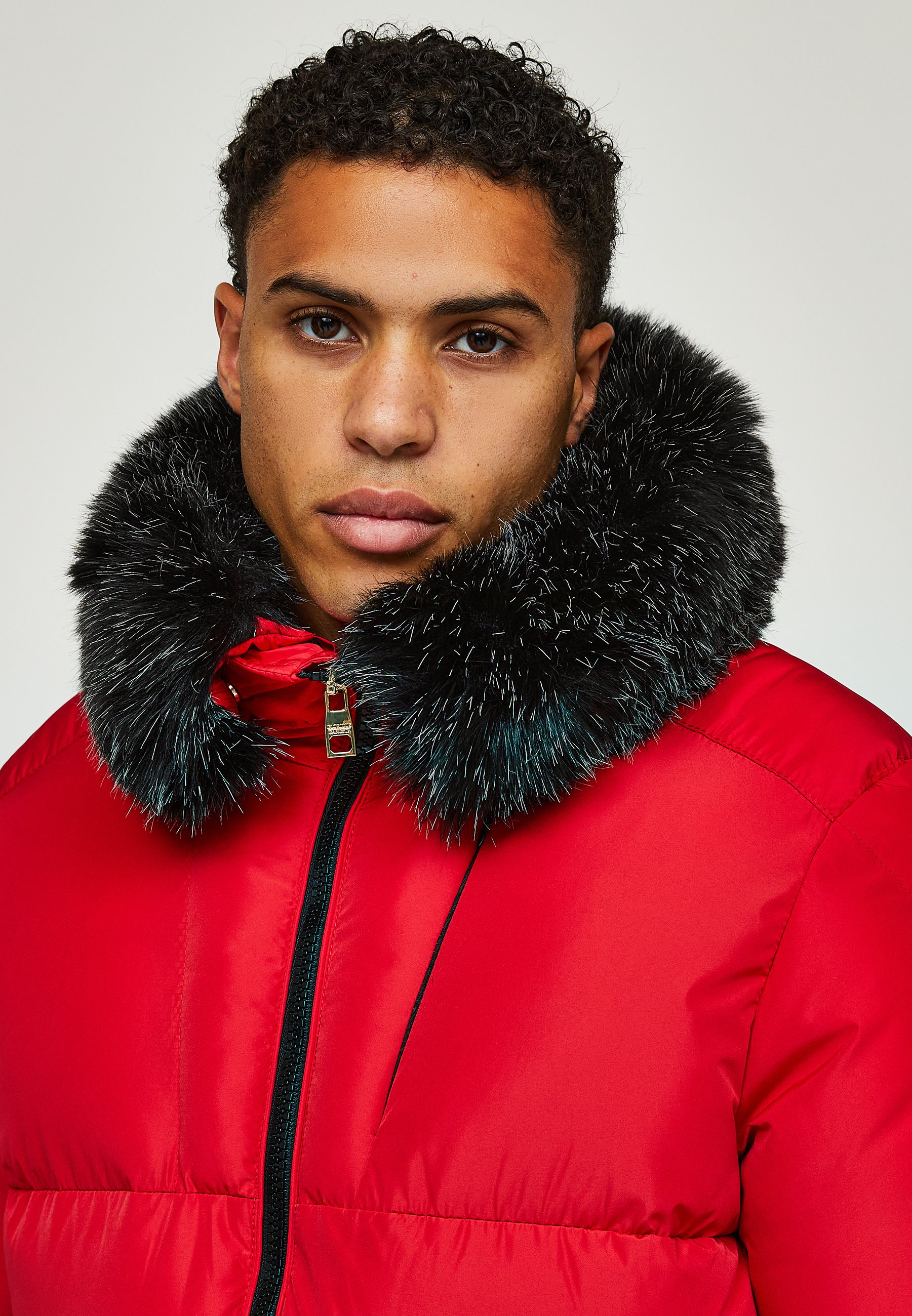 Crimson Skull Fur Puffer Jacket Y2K ダウン Glorious Gangsta ROMAREZ HOODED PUFFER - Winter jacket - red