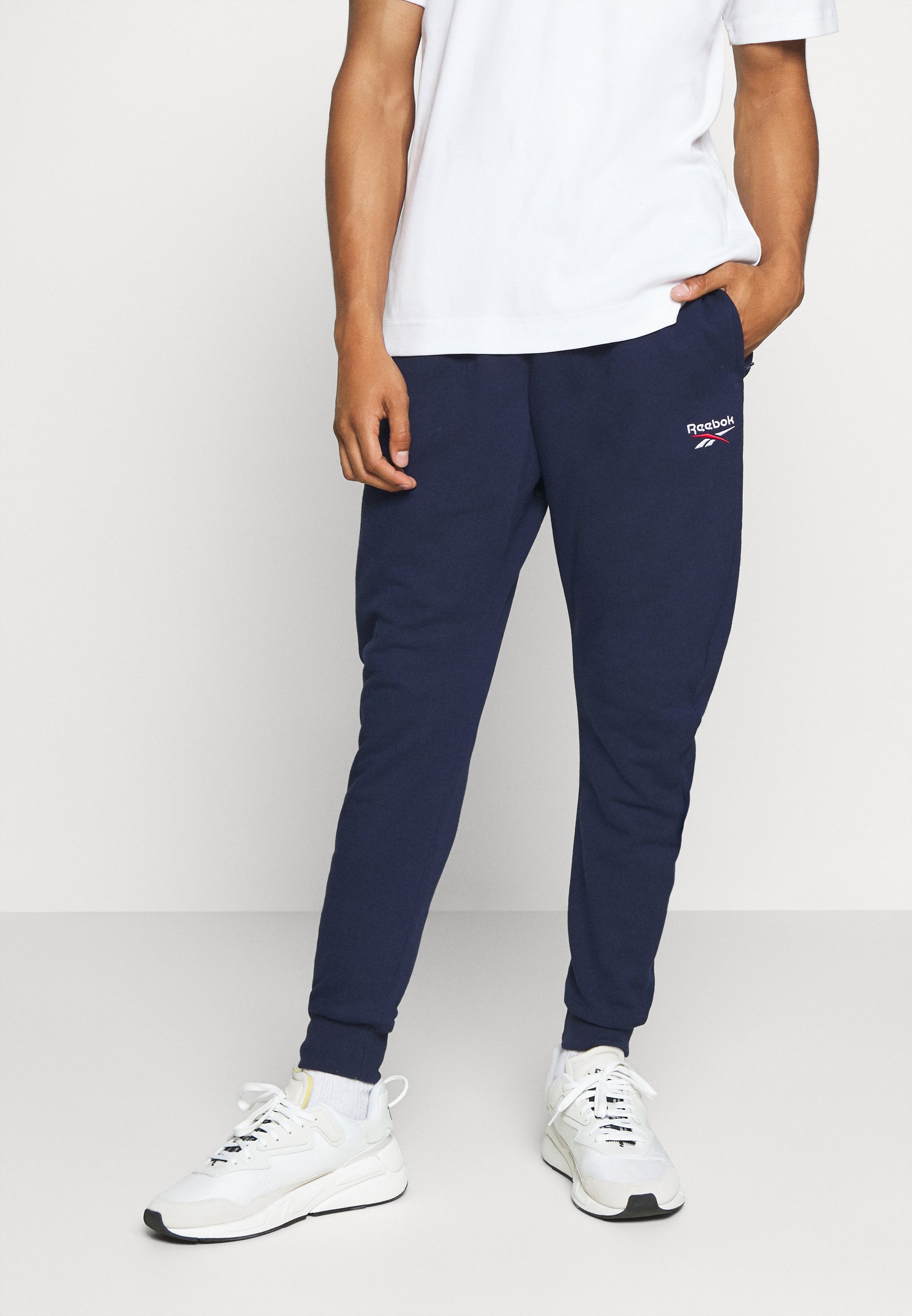 reebok classic survetement