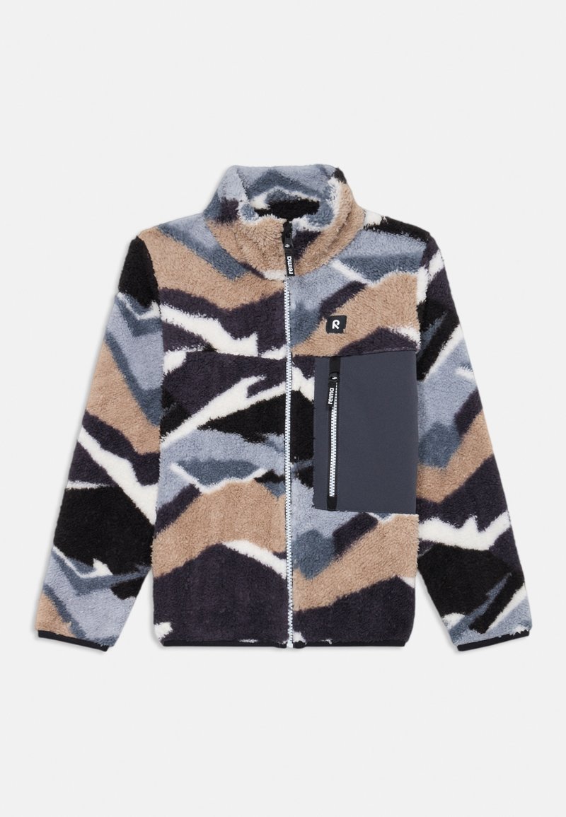 Casaco de fleece com gola alta, apresentando um padrão zigzag multicolorido em bege, preto, cinza e branco, com um bolso no peito com fecho de zíper.