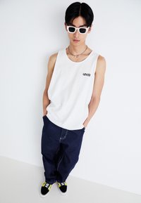Levi's® RELAXED GRAPHIC TANK - Top - bright white