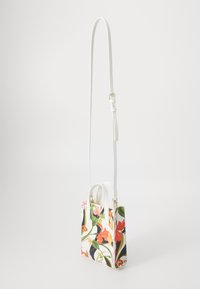 Ted Baker FLOWEIA FLORAL PRINTED MINI ICON BAG - Axelremsväska - cream