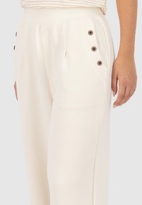 alife & kickin Pantaloni sportivi - chalk