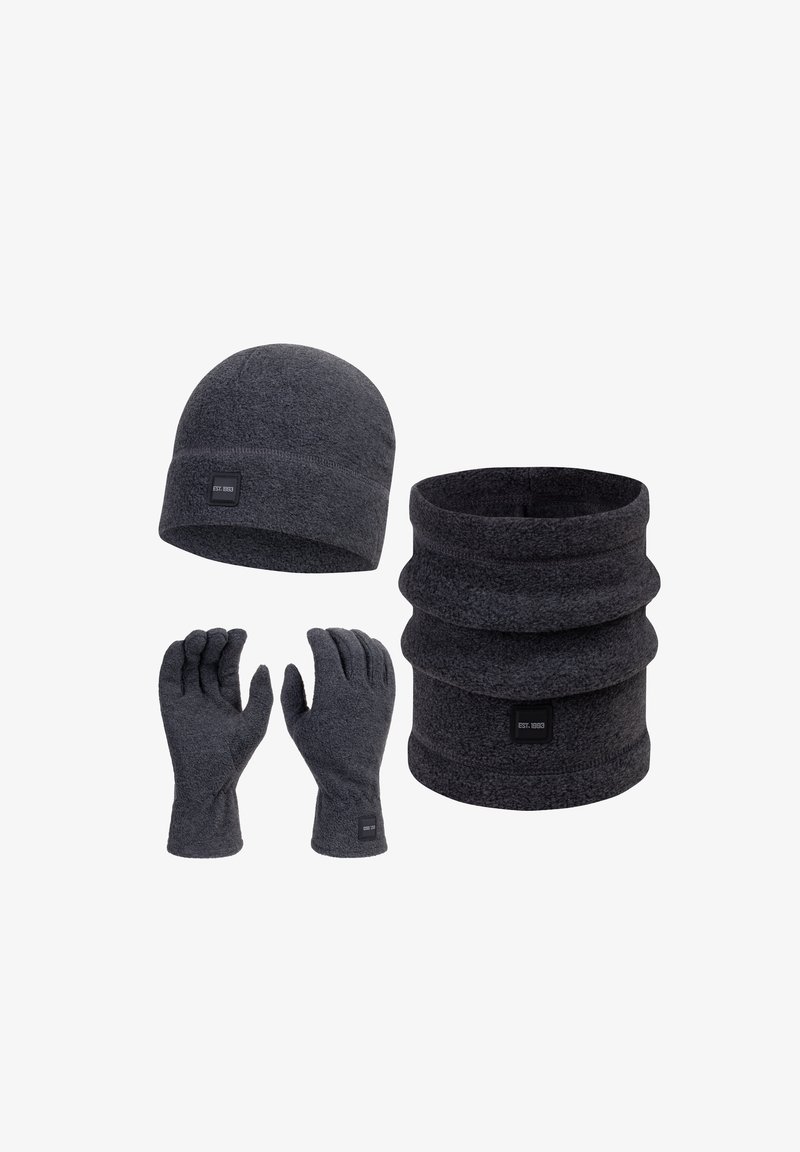 Dunkelgrauer Fleece-Hut, Handschuhe und ein dreilagiger Halswärmer. Jedes Teil verfügt über einen Logopatch und bietet Wärme und Komfort.