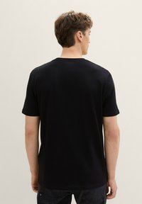 TOM TAILOR DENIM LOGO - Apdrukāts T-krekls - deep black