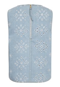 Haut sans manches en denim bleu clair avec des motifs floraux ajourés brodés en blanc et une fermeture éclair dorée au centre du dos.