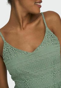 ONLY ONLHELENA SHORT DRESS - Vestido informal - green light green