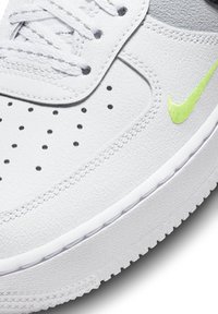 Nike Sportswear AIR FORCE 1 '07 - Matalavartiset tennarit - white volt wolf grey black