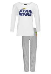 Biała bluzka z długim rękawem z grafiką "STAR WARS" i wzorem Baby Yody. Szare spodnie mają dopasowany detal z Baby Yodą na kieszeni.