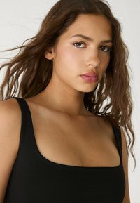 Stradivarius WITH A SQUARE-CUT NECKLINE - Top - black