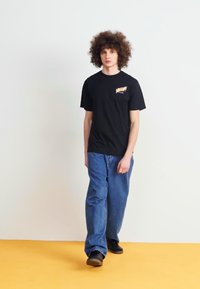 Thumbnail Image 2