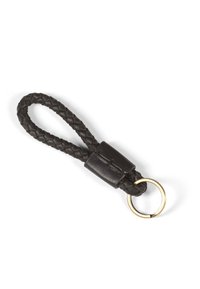 Flätad svart lädernyckelring med ett mjukt lädergrepp och ett guldmetallnyckelringfäste.