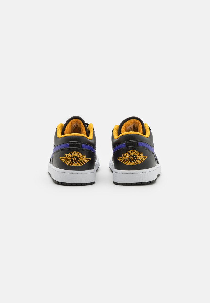 air jordan 1 retro 95 concord