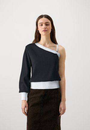 Strikkegenser - black