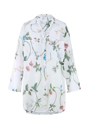 Hvid langærmet skjorte med knapper, med grøn vinranke og flerfarvet blomsterprint, med krave og to brystlommer.