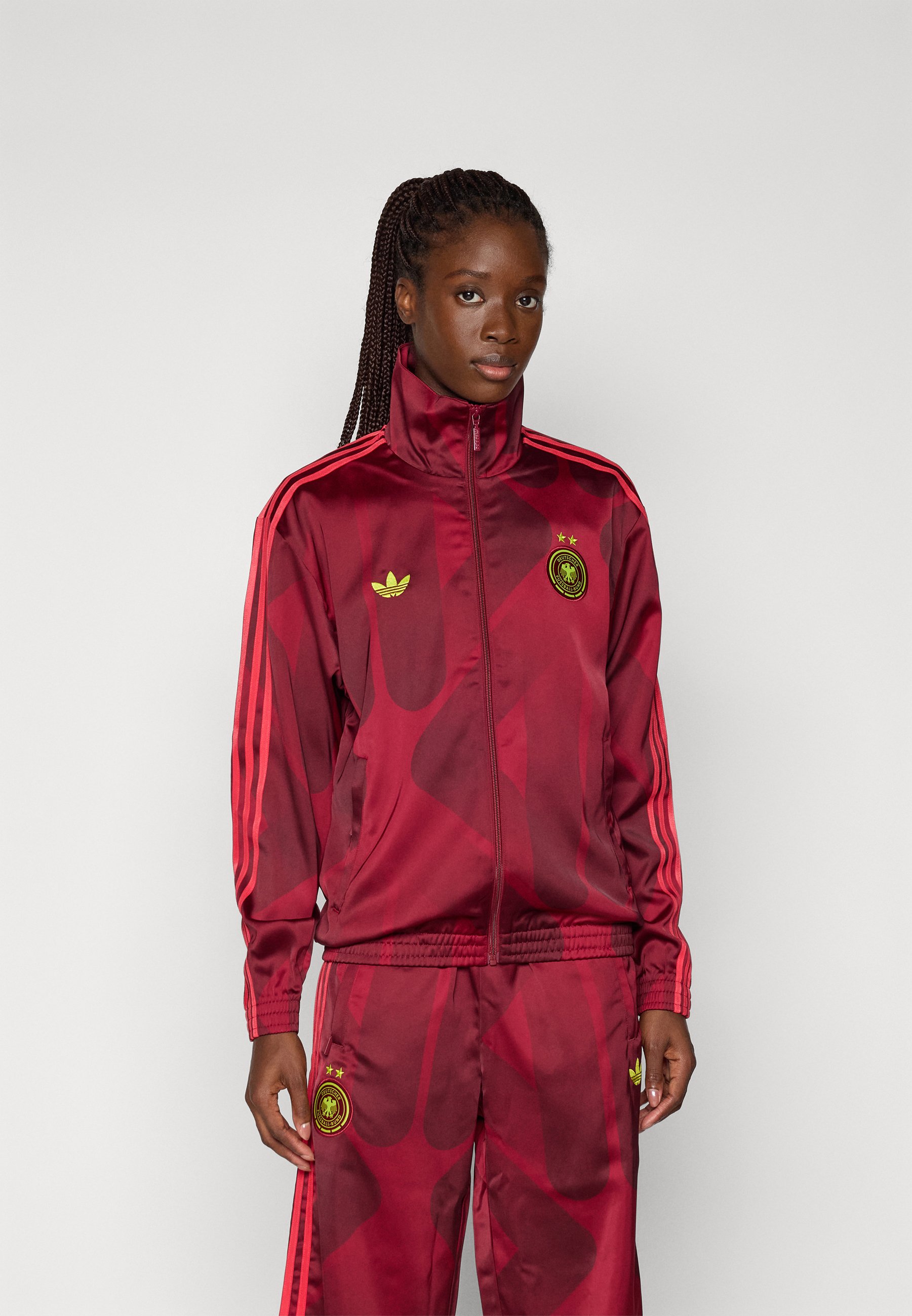 Erima Squad Tracktop Giacca Con Cappuccio Donna - Leggera, Fodera In Rete, Tasche Con Cerniera, Polsini A Coste - 4