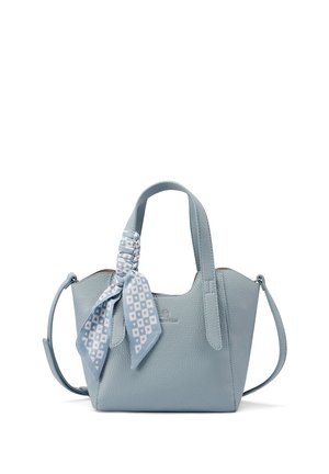 Borsa a mano in pelle azzurro chiaro con finitura texturizzata, dotata di una sciarpa annodata azzurro chiaro con motivi a cuore e doppi manici.