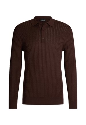 Polo a maniche lunghe marrone con un motivo a coste, colletto e chiusura con bottoni. Il tessuto sembra morbido e lavorato a maglia.