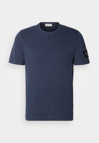 BADGE REGULAR TEE - Jednoduché tričko - ink
