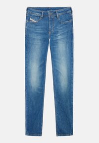 Vaqueros de mezclilla azul con un ajuste slim, que presentan áreas desgastadas, cinco bolsillos y un cierre de botón en la cintura. Diseño de pierna recta.