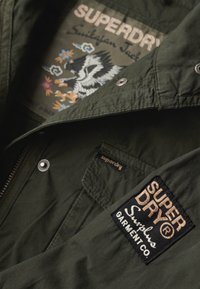 Superdry & Co TROPEZ zielony