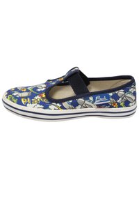 Blauwe stoffen schoen met bloemen- en cartoonprints. Beschikt over een band over de bovenkant, een witte zool met marineblauwe strepen en een gevoerde binnenvoering.
