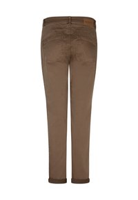 Brune bomuldsbukser med opfoldede cuffs, der har to baglommer og diskrete syninger. Glat tekstur og skræddersyet pasform.