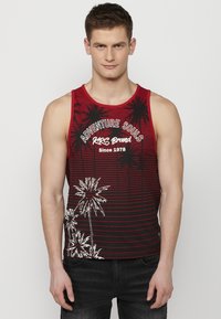 Top - rojo   red