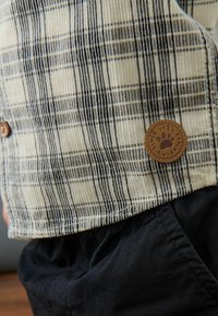 Next CHECK - Skjorter - ecru cream with character pocket