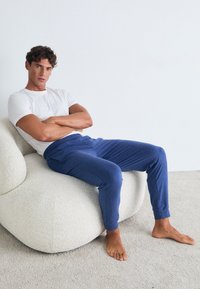 HUGO LAZE PANTS - Pyjamasbukse - dark blue
