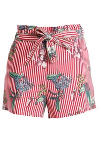 Shorts à rayures rouges et blanches avec un motif floral, dotés d'une ceinture nouée et d'une texture de tissu douce.