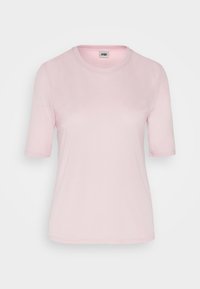 T-shirt a maniche corte di colore rosa chiaro realizzata in tessuto morbido. Presenta una scollatura rotonda e un orlo diritto senza motivi o accenti aggiuntivi.