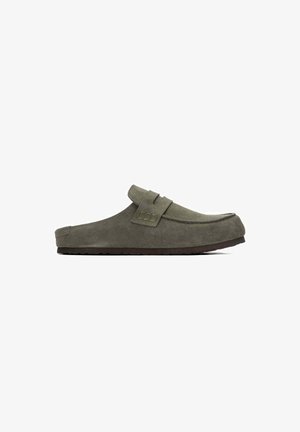 XTI, ZUECO DE HOMBRE PLANO - KAKI - Sandalias planas - kaki