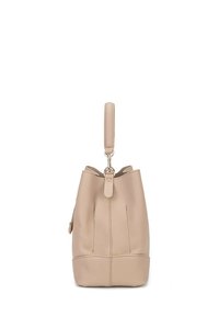 Emmer-stijl handtas in gestructureerd lichtbeige leer met een korte handgreep en zilveren hardware-accenten, voorzien van verticale naden en een stevige basis.