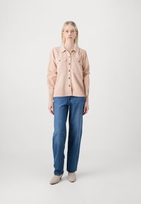 Pieces PCEFFI - Nööpidega pluus - misty rose