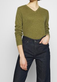 pure cashmere Jersey de punto - green