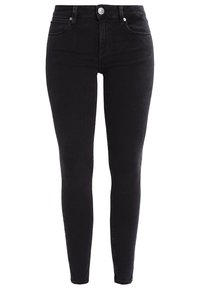 Pantalones vaqueros skinnys negros de mezclilla, con cintura alta, cierre frontal de botón, dos bolsillos y una textura suave con un desvanecimiento mínimo.